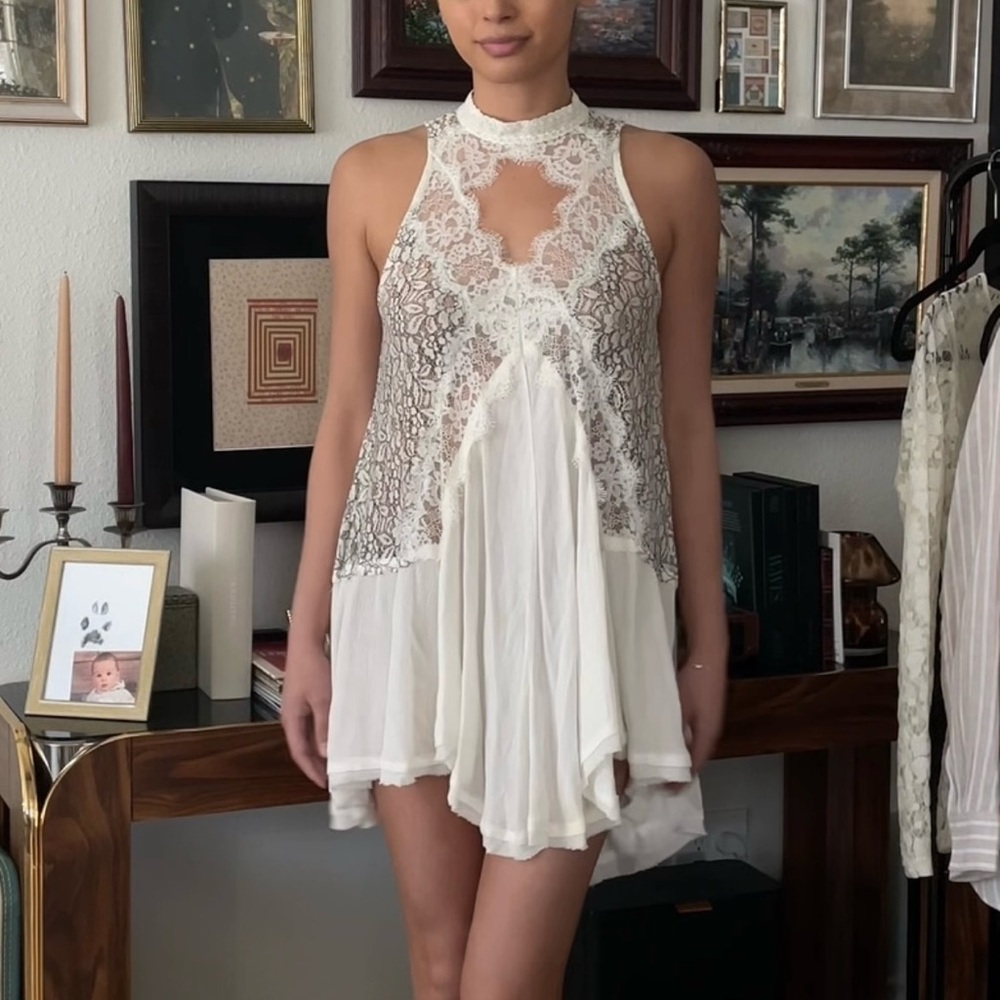 Free People Tell Tale Heart White Lace Halter Tunic Dress